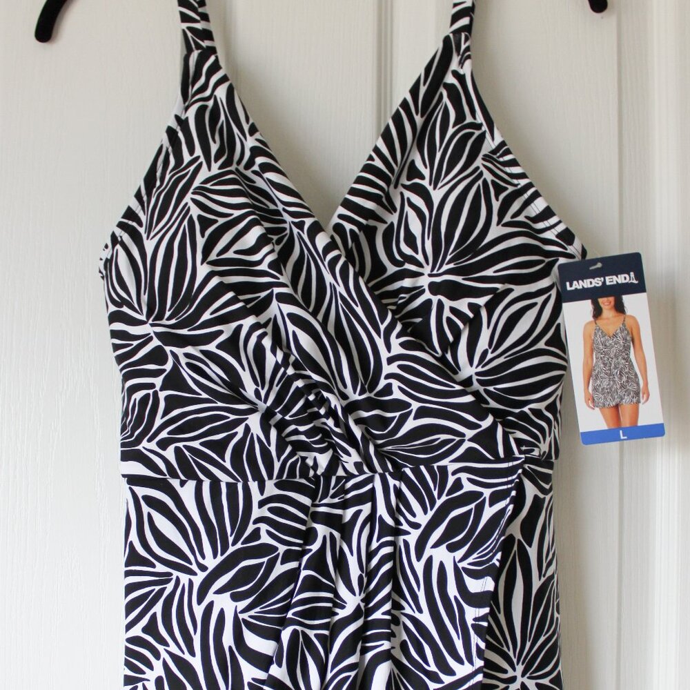 NWT Lands' End Swim Dress - Palm Floral Modest One Piece - Size L